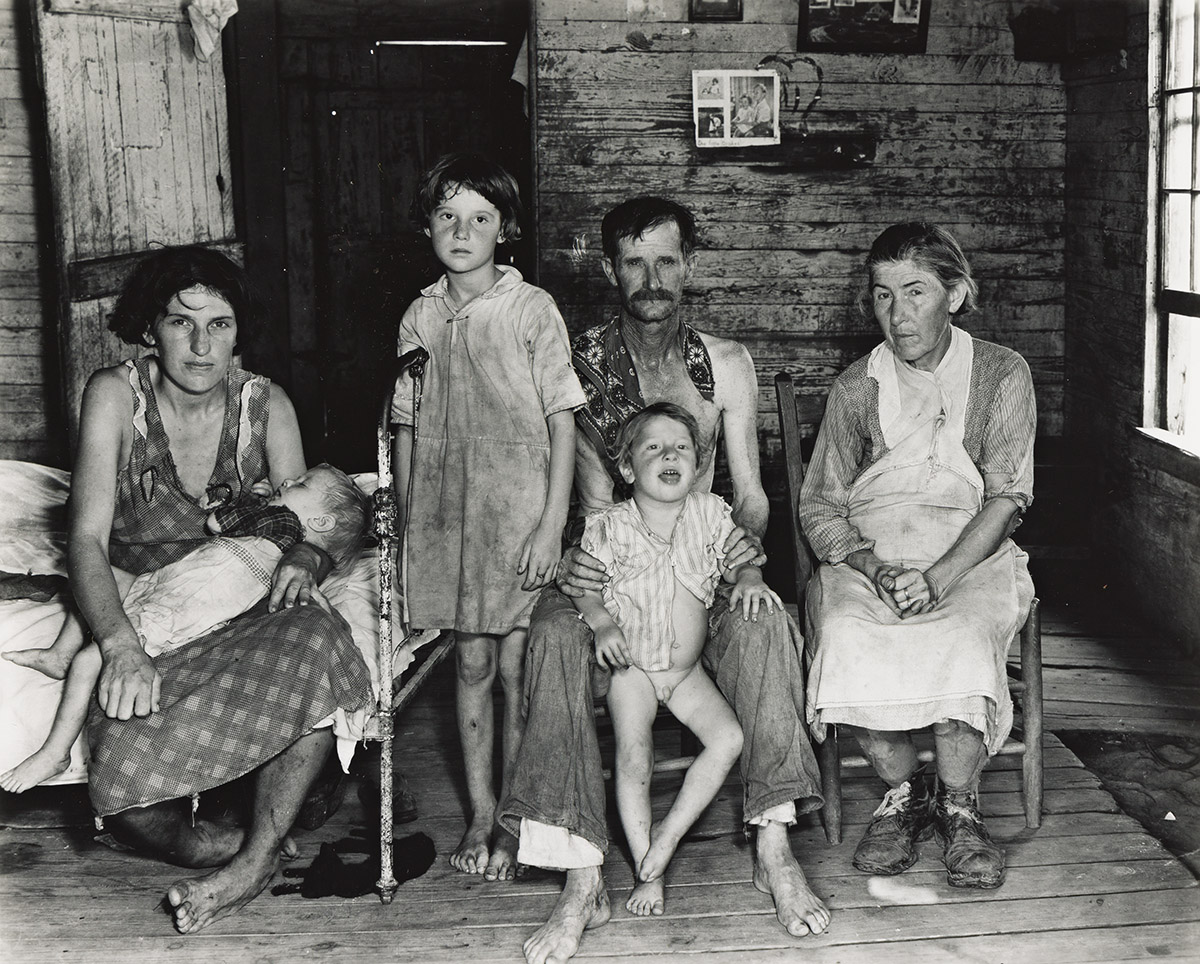 WALKER EVANS (1903-1975) Sharecropper Bud Fields and His Family at Home, Hale County, Alabama.